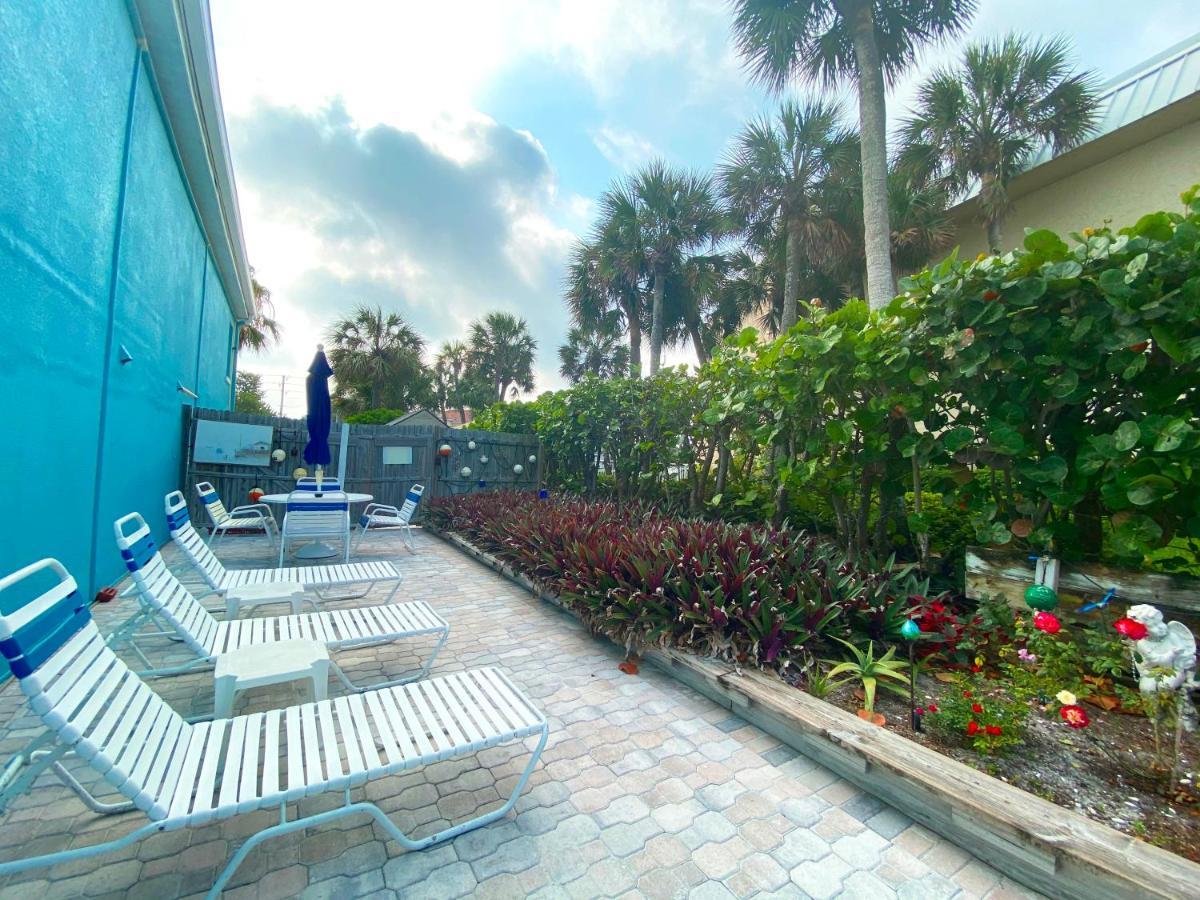 Nautical Watch Aparthotel Belleair Beach Exterior foto