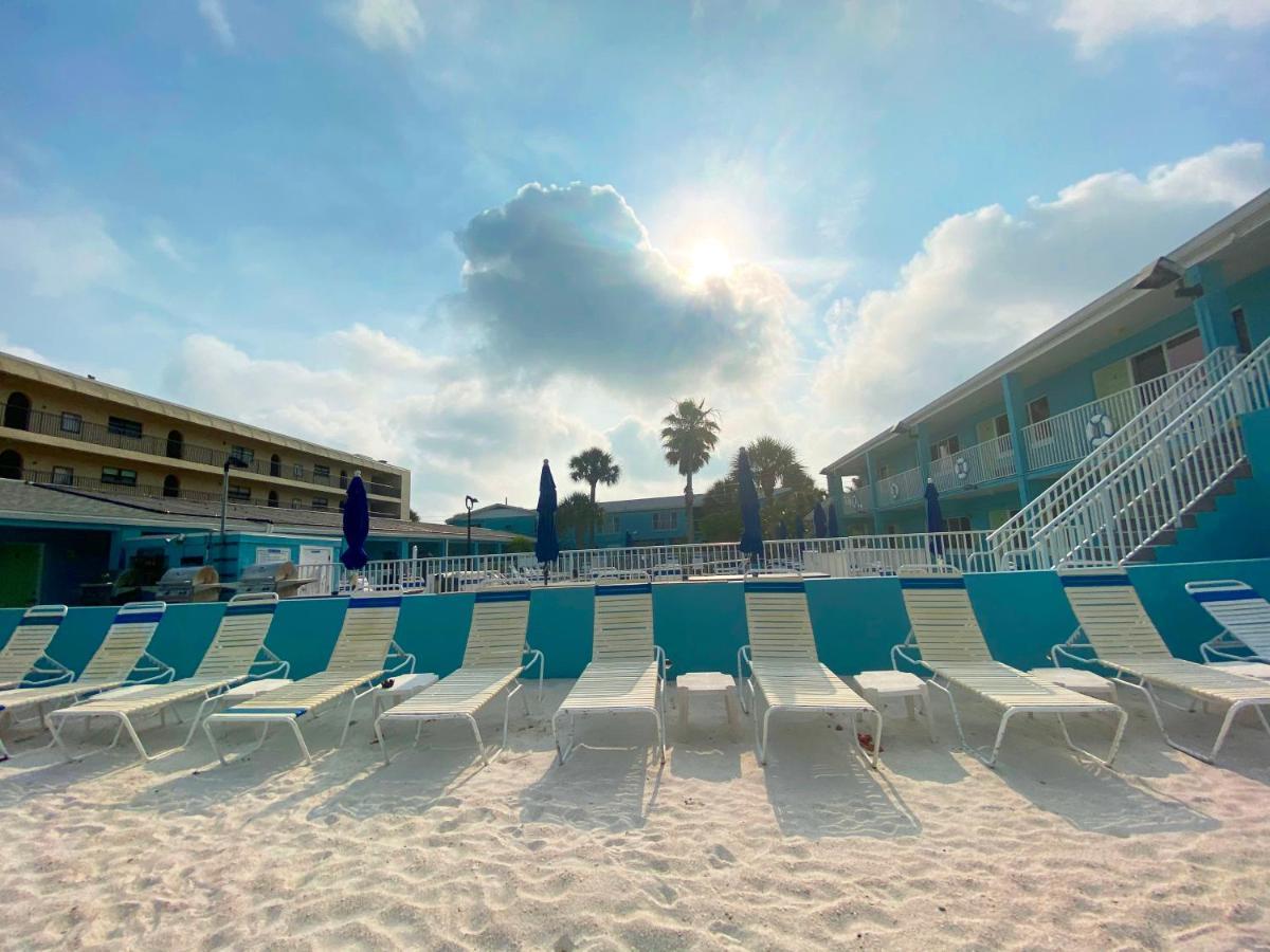 Nautical Watch Aparthotel Belleair Beach Exterior foto