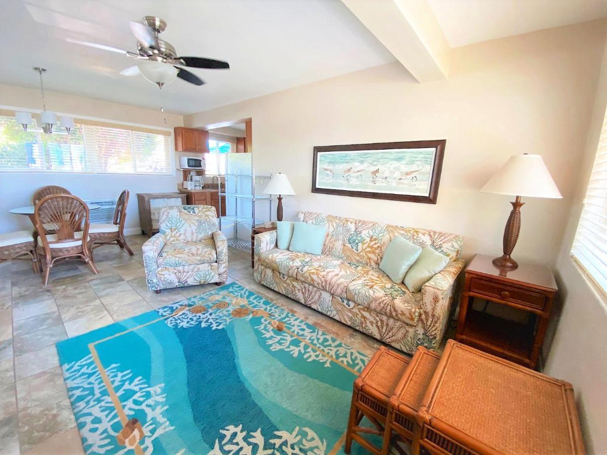 Nautical Watch Aparthotel Belleair Beach Exterior foto