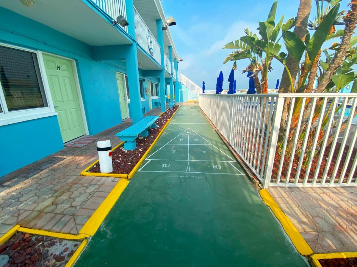 Nautical Watch Aparthotel Belleair Beach Exterior foto